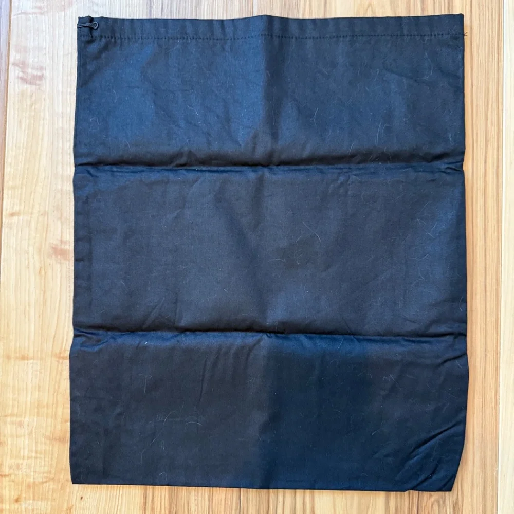 Saint Laurent Black Dust Bag – 17"x14" – Excellent Condition - Picture 5 of 5